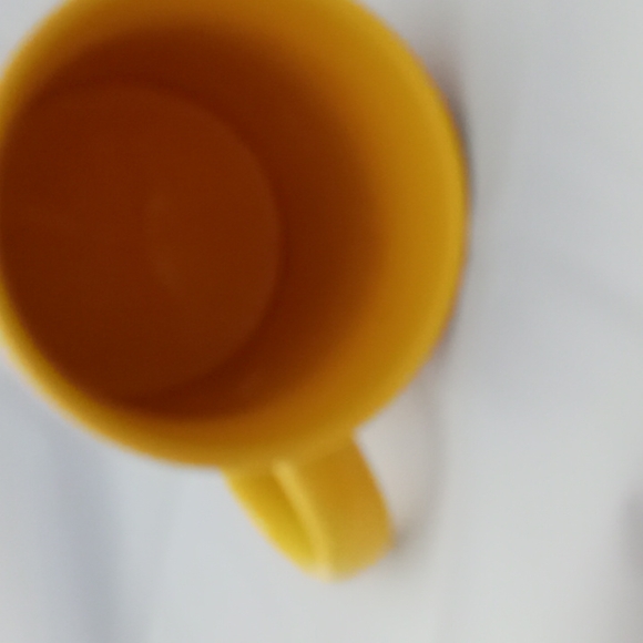 Yellow floral cup cta inc 2006 - Picture 3 of 4